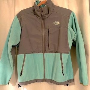 Women’s (ladies) The North Face Jacket- size small